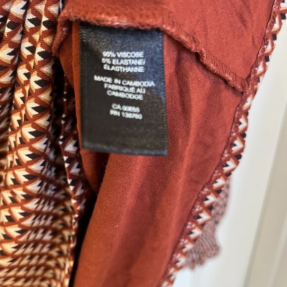 RW & Co Mockneck Top - Picture 3 of 4